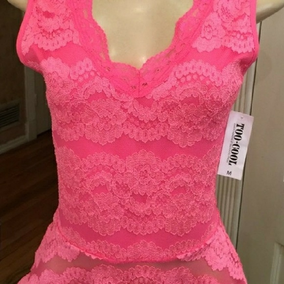 Hot pink shirt with lace design! Super sexy - Picture 1 of 2